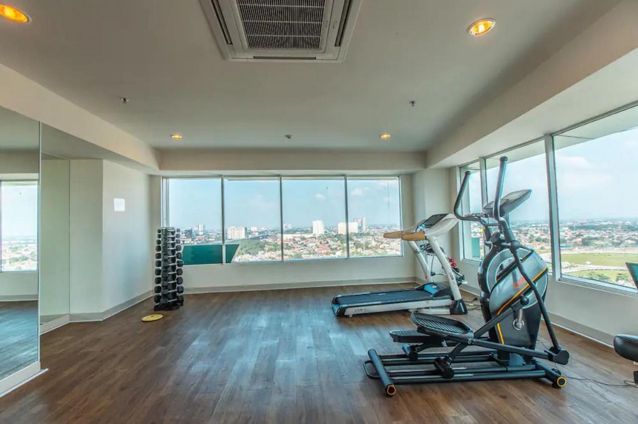 Redliving Apartemen Grand Kamala Lagoon - Realty Pro Tower Barclay North Bekasi Kültér fotó